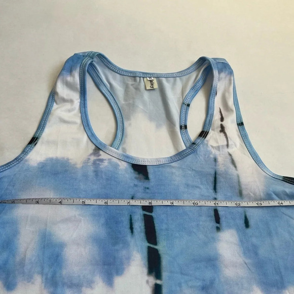 Easley Women's Stretchy Tank Top Blue Tie Dye Sleeveless Tee T Shirt M NWOT - Picture 5 of 6